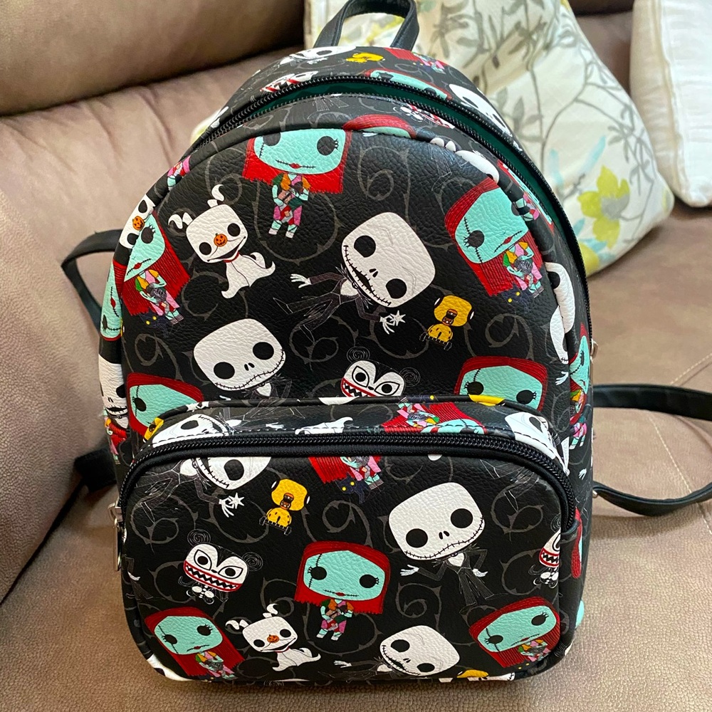 FUNKO POP NIGHTMARE BEFORE CHRISTMAS
MINI BACKPACK